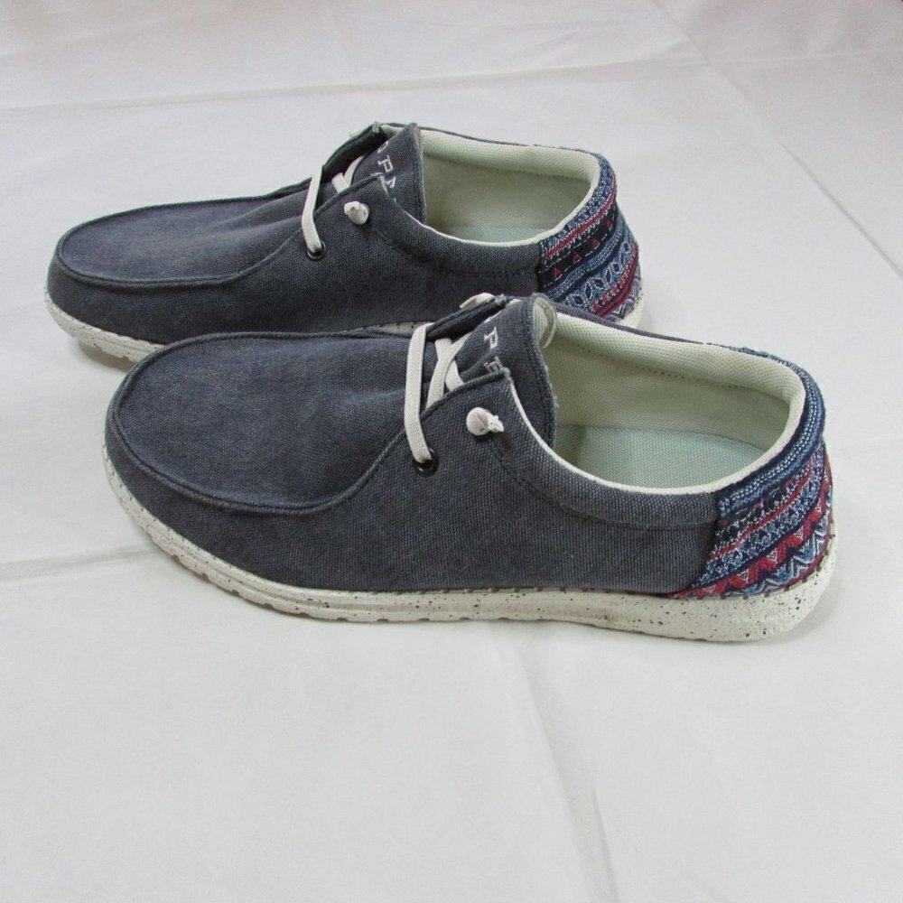 Roper Men's 8.5 Hang Loose Slip on Loafer Shoe - Navy Canvas